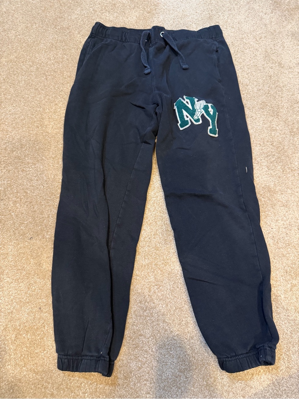 Aeropostale Black Jogger Sweatpants with Green & White NY Patch Mens Size Small